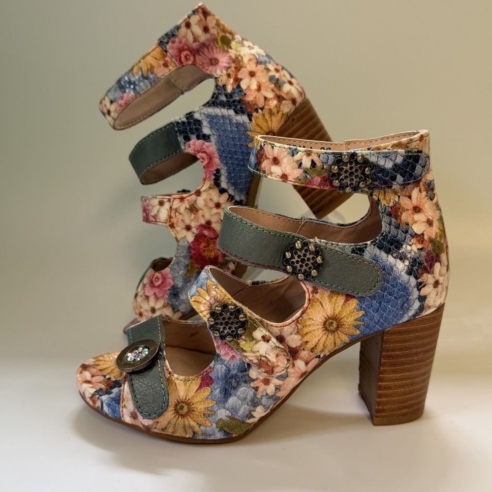L'Artiste Spring Step Agatiala Floral Leather Snakeskin Pattern Sandals 36 US 6